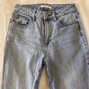 PacSun Light-wash Mom Jeans - 26 waist